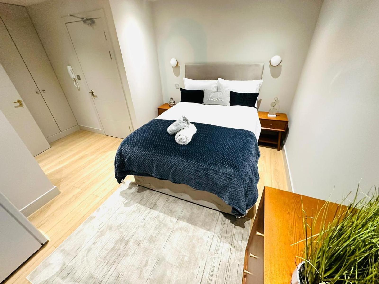 Luxury Flats, Convenient For Tourists Apartment