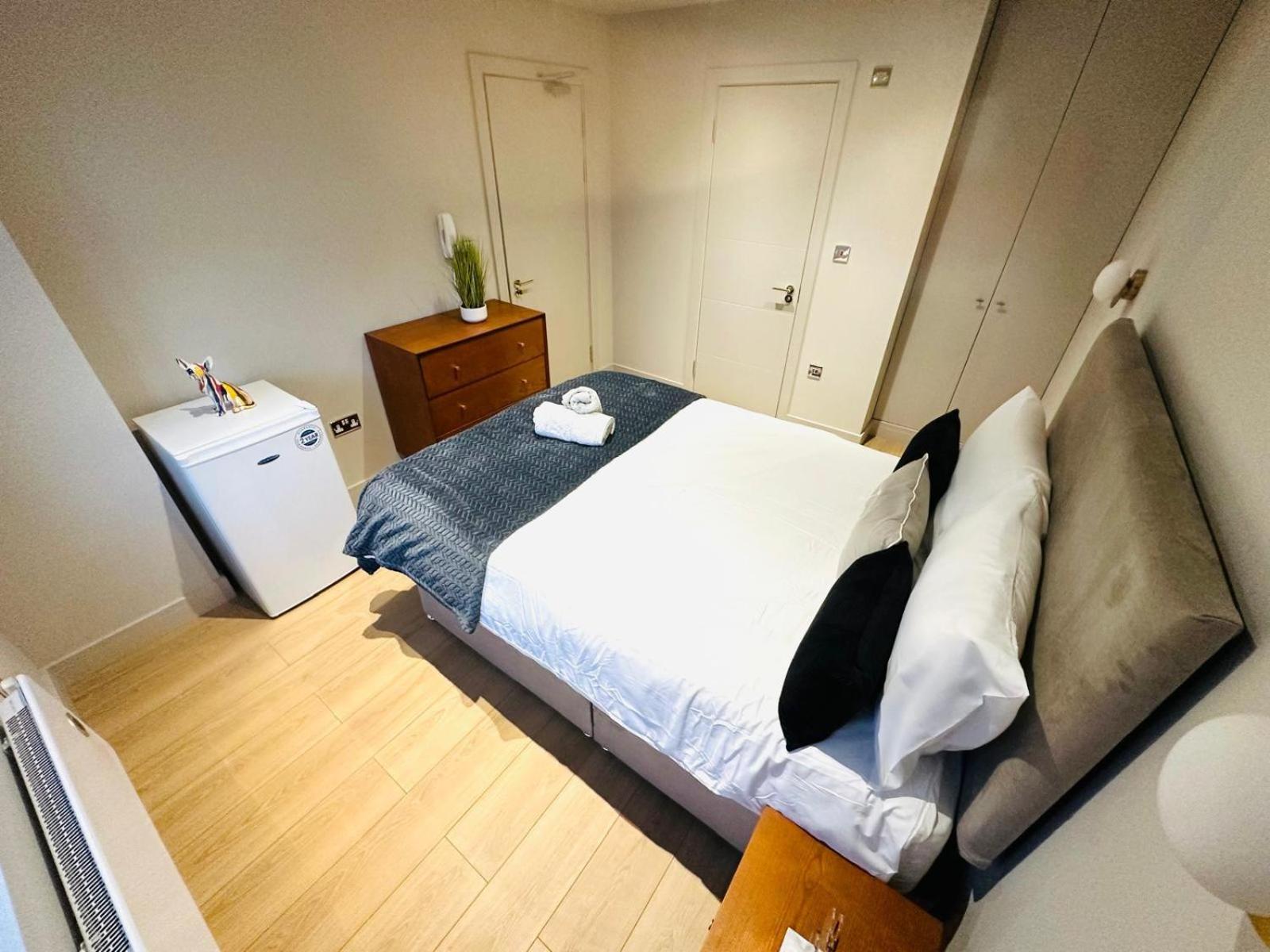 Luxury Flats, Convenient For Tourists *